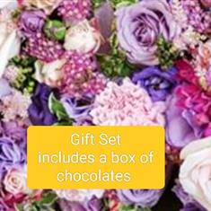 Gift Set 3 - Florist Choice Vase Arrangement